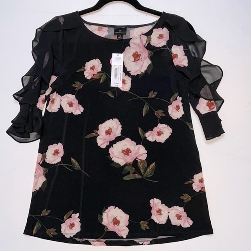 • Worthington floral print ruffled cold shoulder blouse •